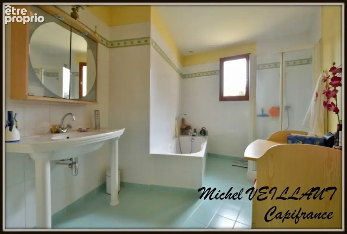 Maison à vendre plain-pied 5 pièces TOULON SUR ALLIER (03), 4 chambres, garage, terrain 1315 m² arboré - photo 10
