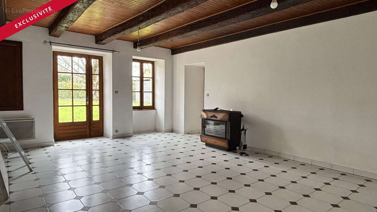Maison à TAIZE-AIZIE