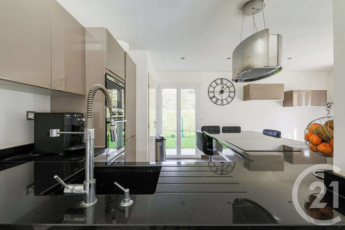 Maison à SAINT-MARTIN-D&#039;URIAGE