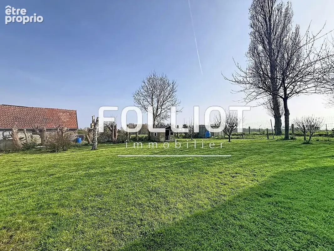 A Vendre Maison en pierres à Port-bail-sur-mer avec autonomie de plain pied et jardin bien exposé! - photo 10