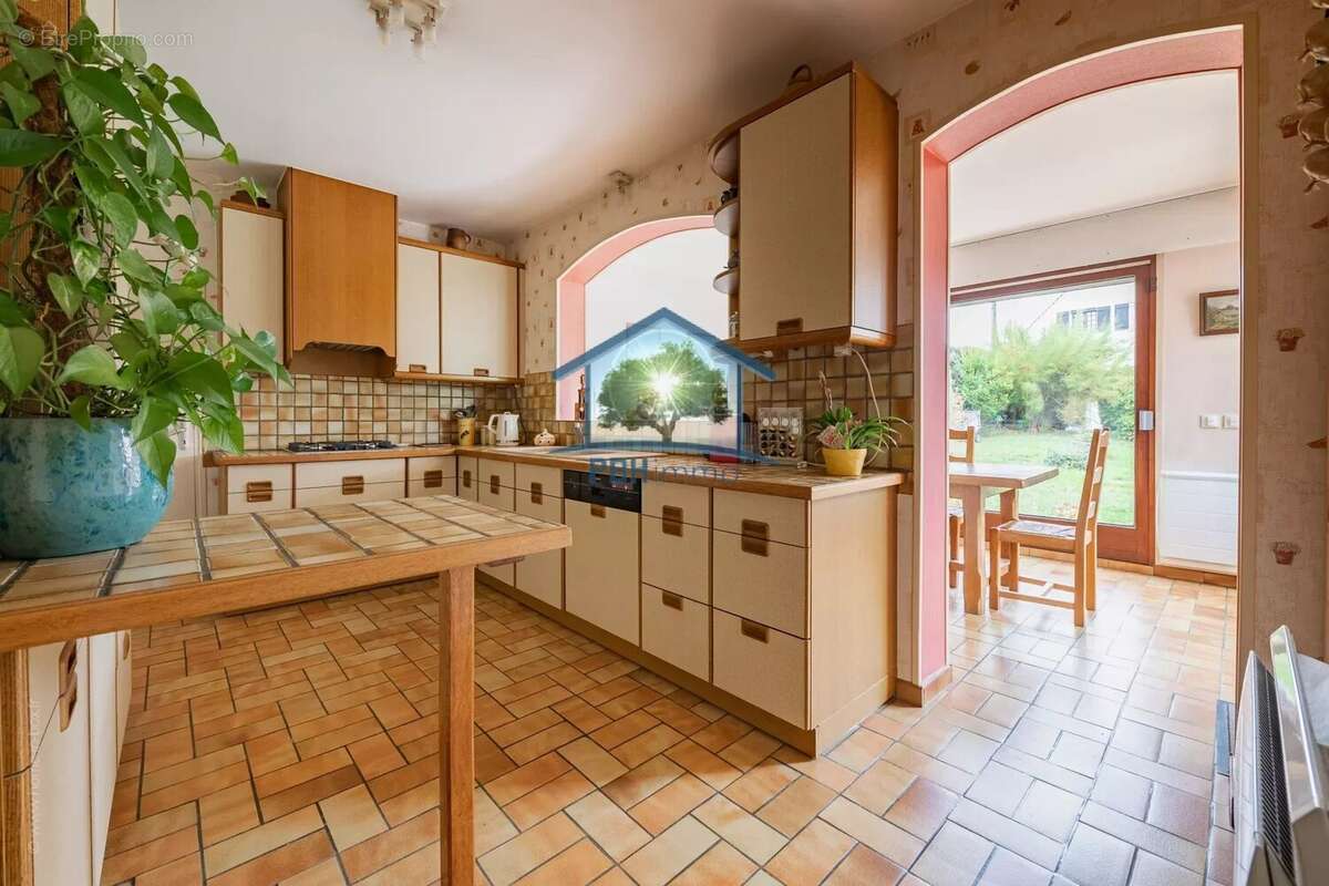 Maison à BOUSSY-SAINT-ANTOINE