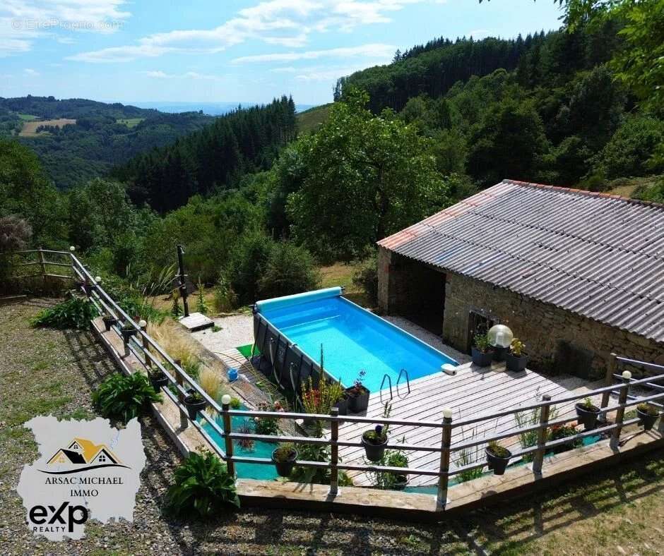 Maison à VERNET-LA-VARENNE