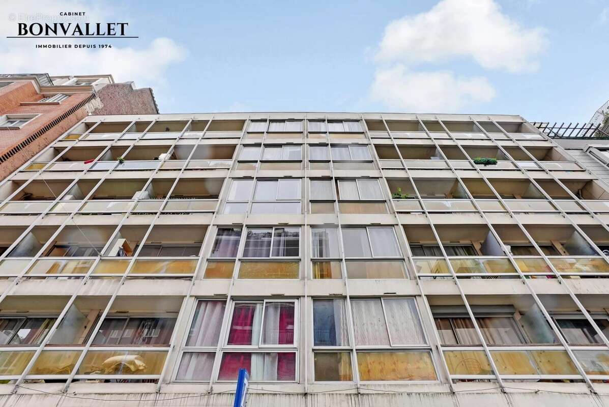 Appartement à PARIS-15E