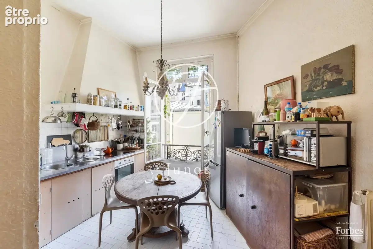 Paris 9e - BLANCHE / RUE DE BRUXELLES - Appartement  - 7 pièces - 230,28m² Carrez - 239,38m² au sol - 4/5 chambres - photo 8