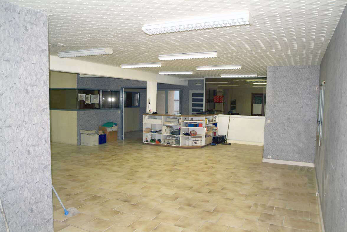 Commerce à FREJUS
