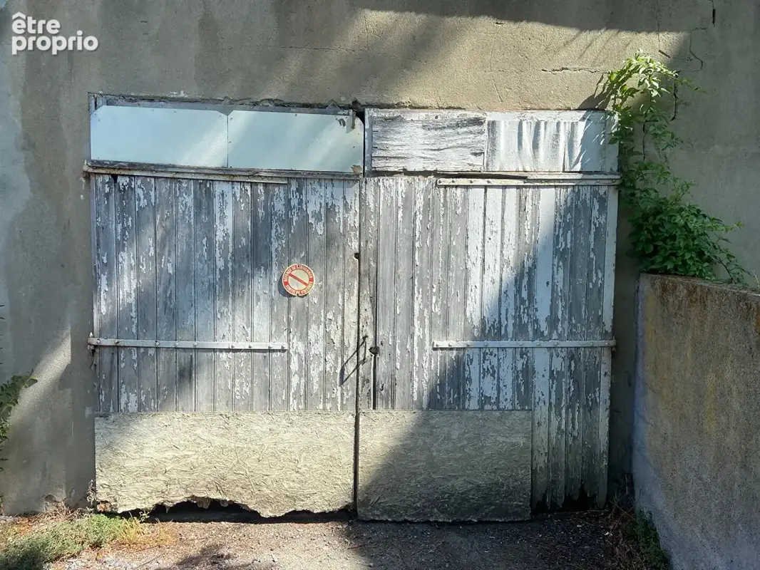 Parking à CARCASSONNE