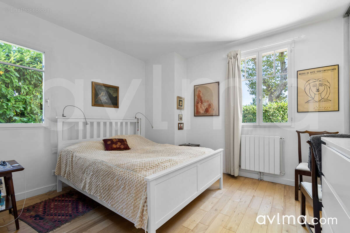 Maison à SAINT-NOM-LA-BRETECHE