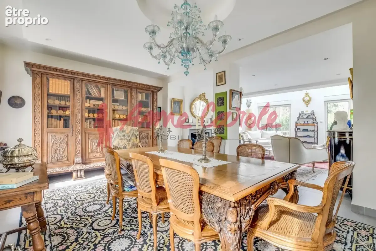 Propriété de caractère avec maison de maître 1925 et « espac - photo 8