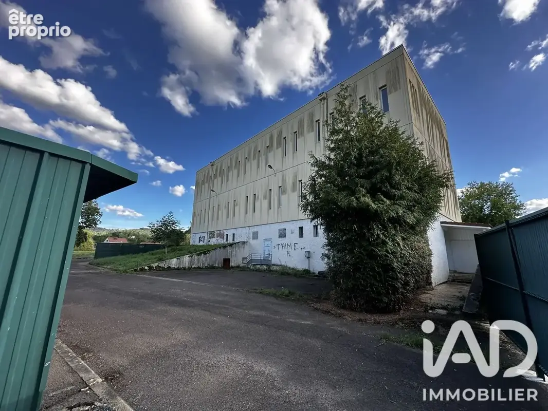 Photo 1 - Commerce à SAINT-CERE