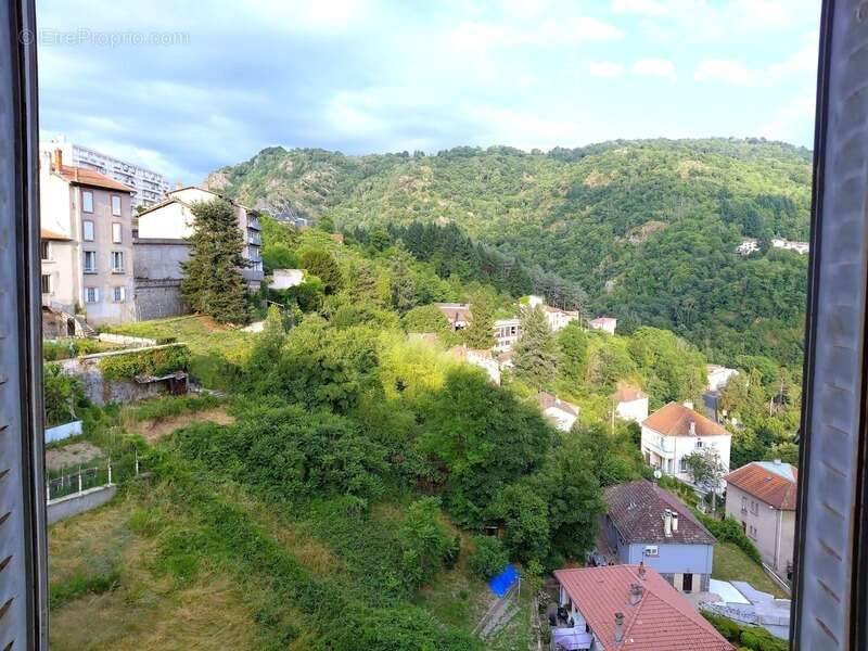 Appartement à THIERS