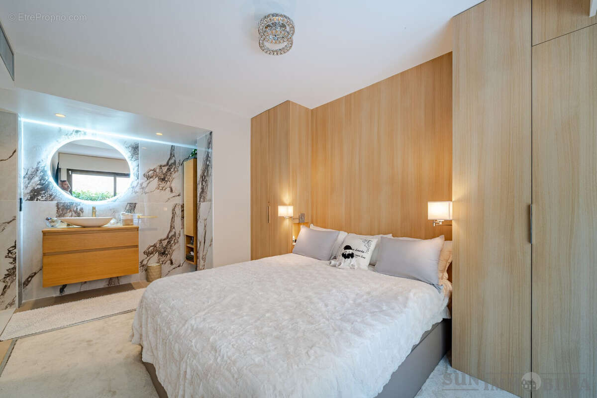 Appartement 94 m² à Cannes  - photo 9