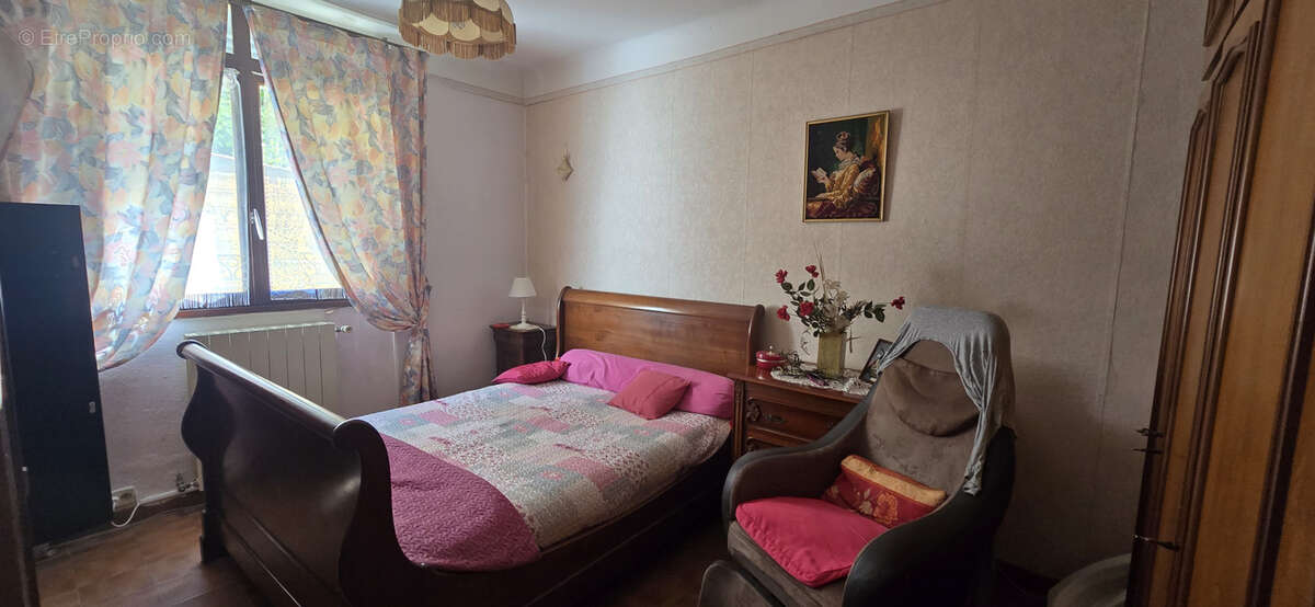 RARE: Appartement avec  jardin, parking et cave - photo 7