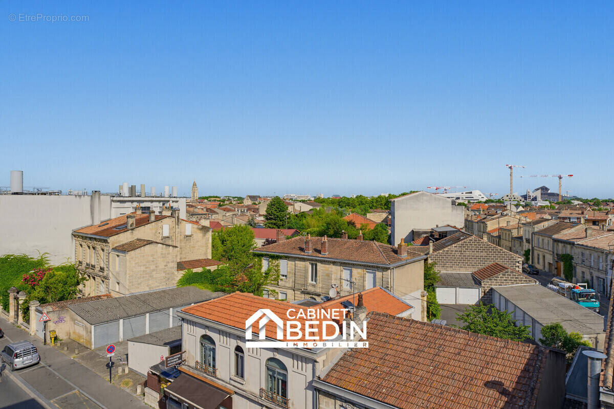Appartement à BORDEAUX