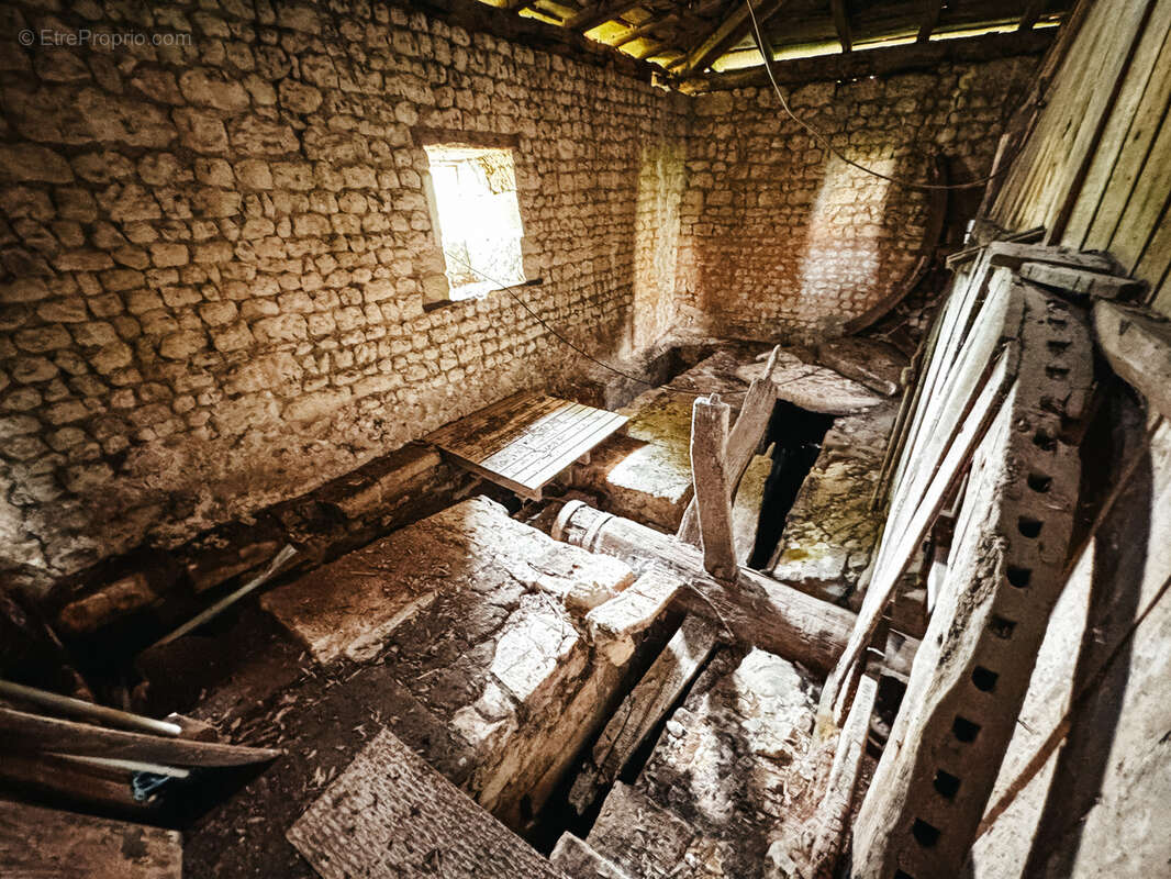 Maison à CHALLIGNAC