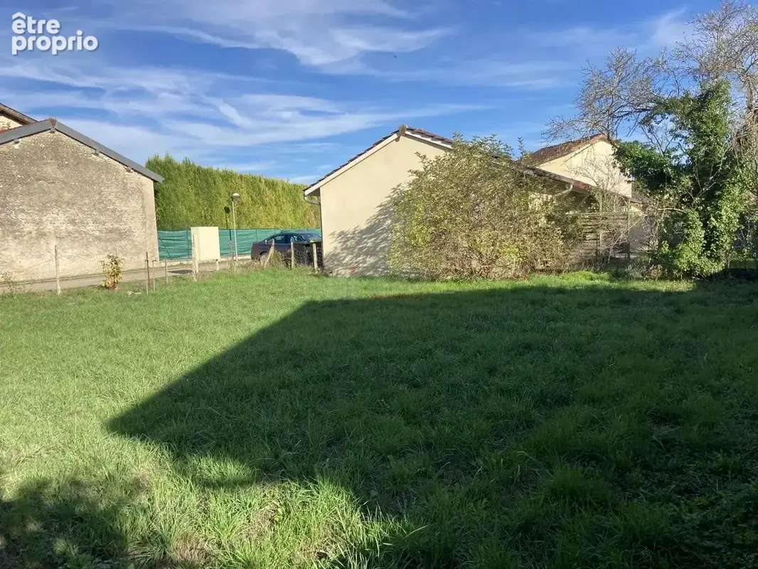 Terrain plat 308 m² - photo 3