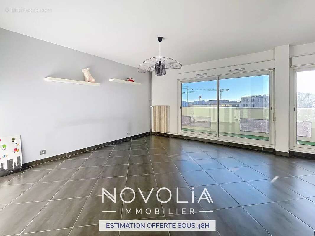 Appartement à LYON-8E