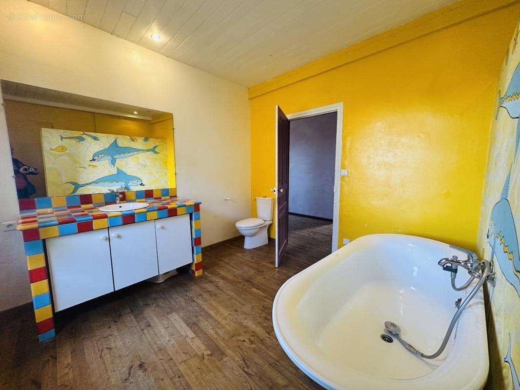 Maison à LASSERRE