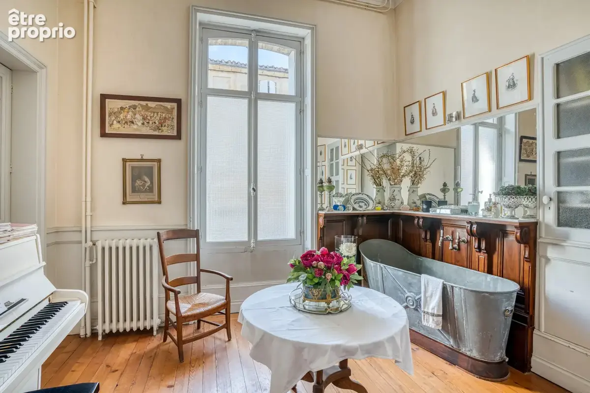 Un remarquable hôtel particulier au cœur de Libourne - photo 9