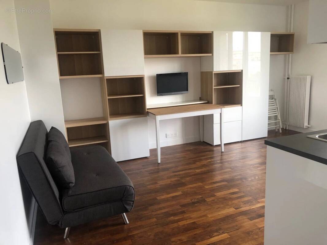 Appartement à PARIS-20E