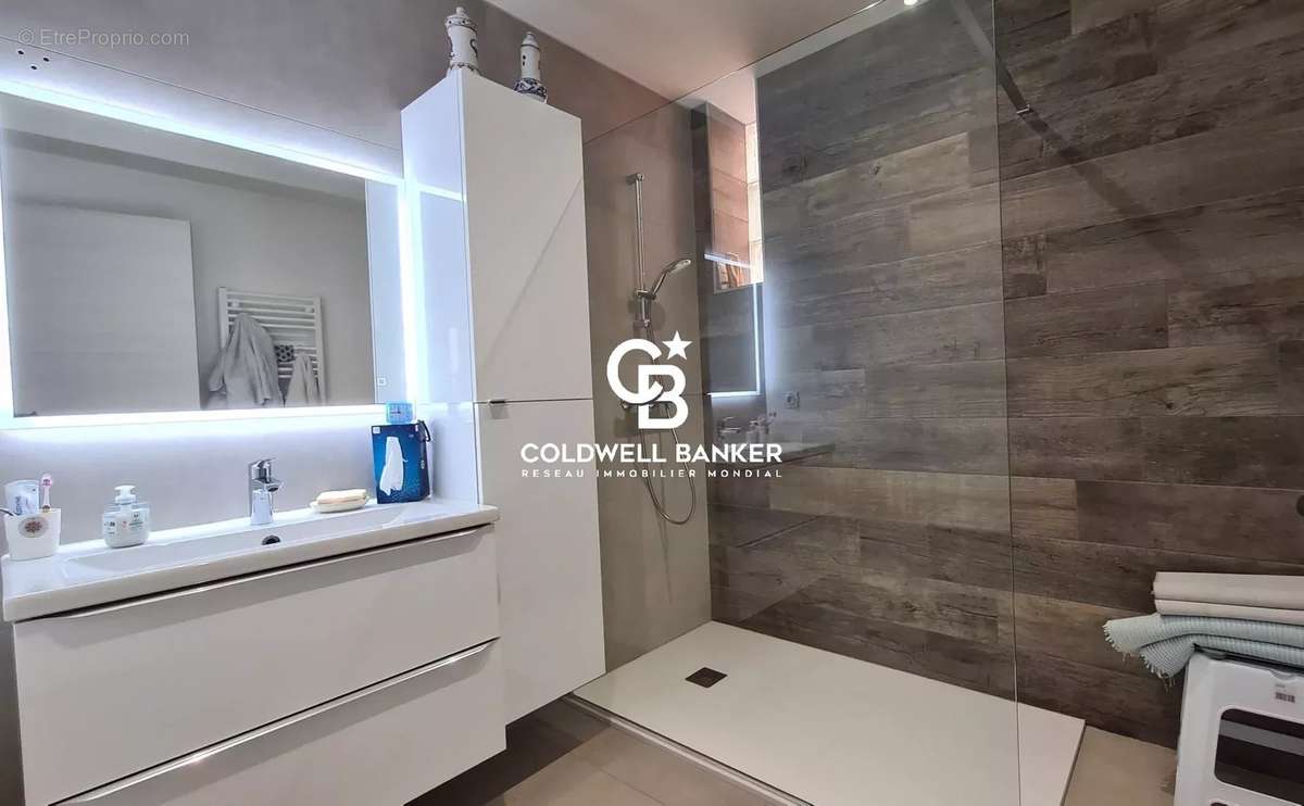 Appartement à SAINT-RAPHAEL