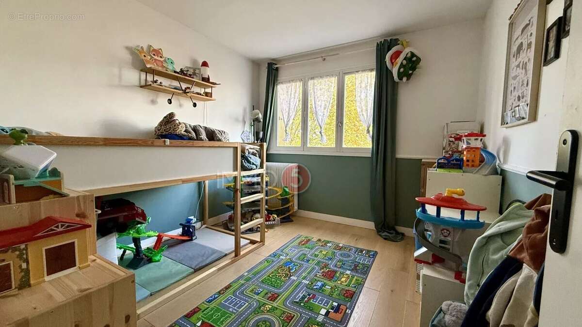 Appartement à LE RAINCY