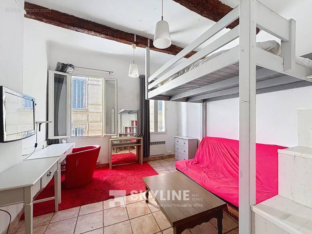 Appartement à MARSEILLE-2E