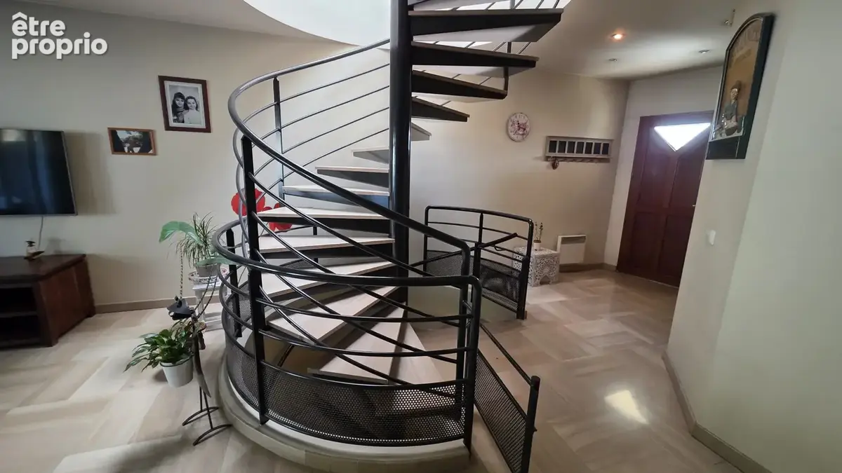 Pavillon familial de 120 m2  Vert Galant, Tremblay-en-France - photo 3