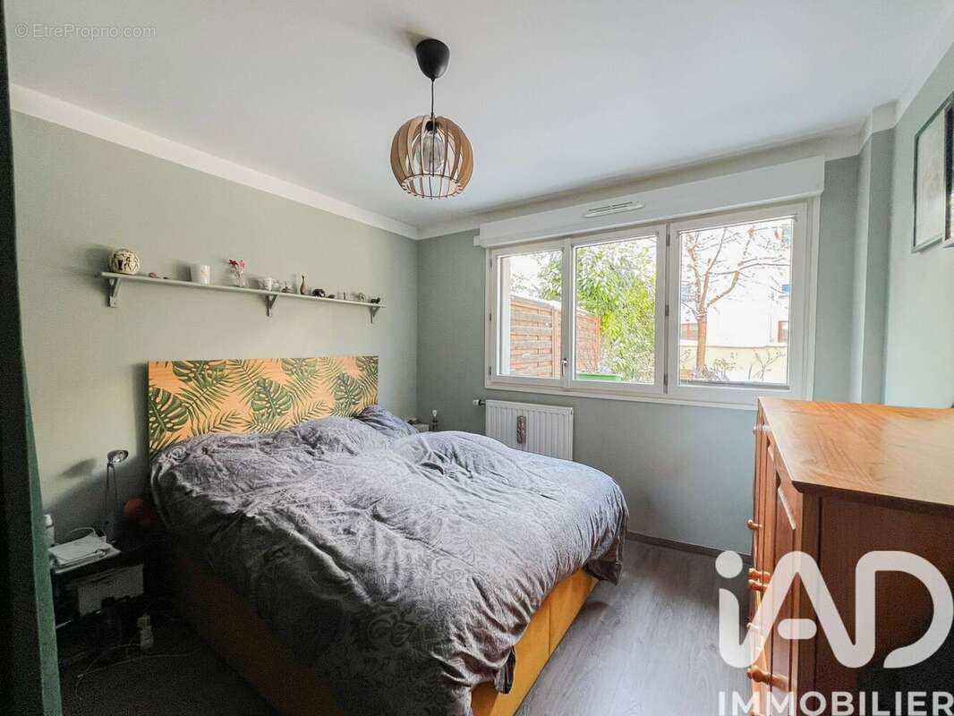 Photo 8 - Appartement à BOURG-LA-REINE