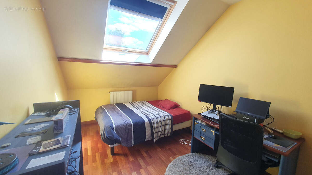 Maison à L&#039;HAY-LES-ROSES