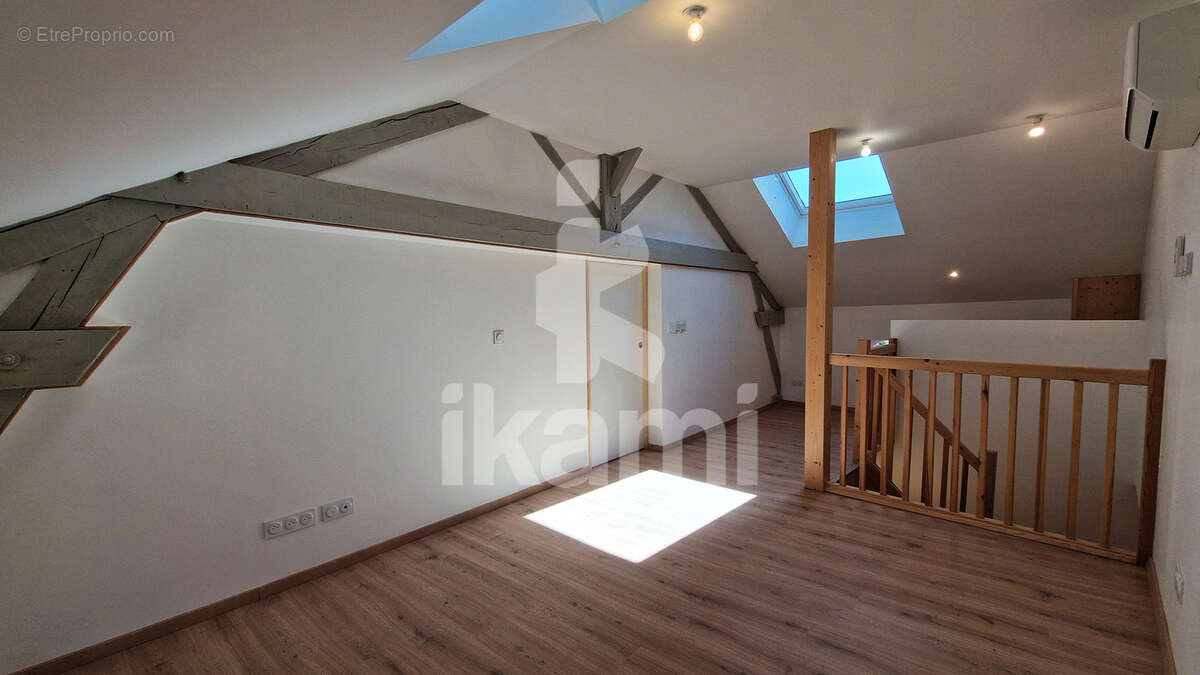 Maison à CHATILLON-SAINT-JEAN