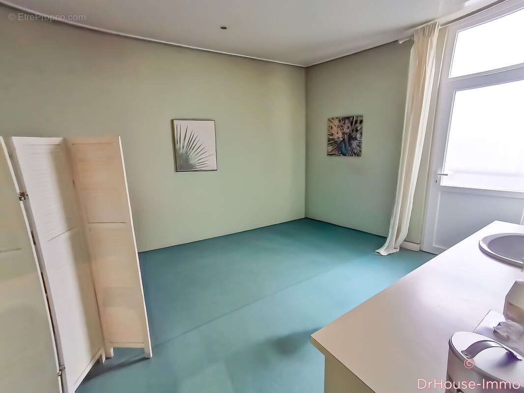 Appartement 107 m² à Tours  - photo 3