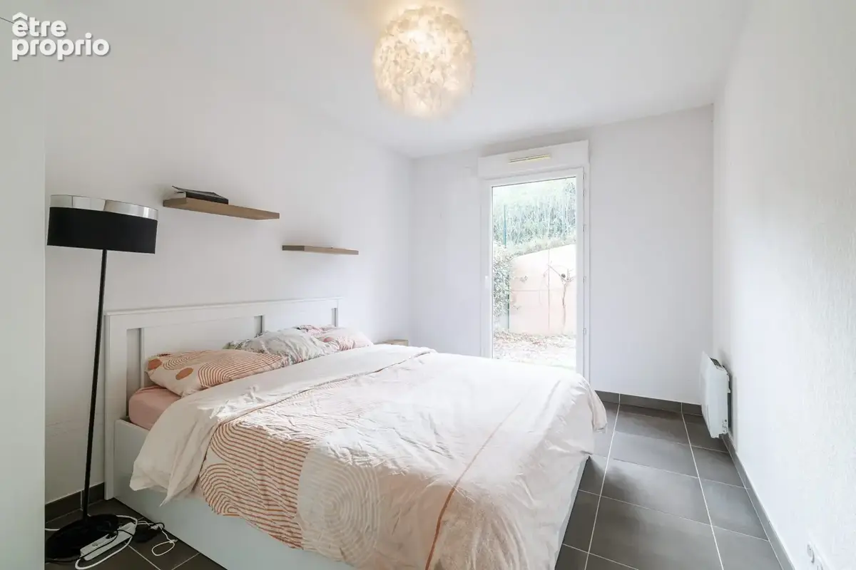 Appartement 2 pièces 40 m² à vendre à Saint-Laurent-Du-Var (06700) - photo 8