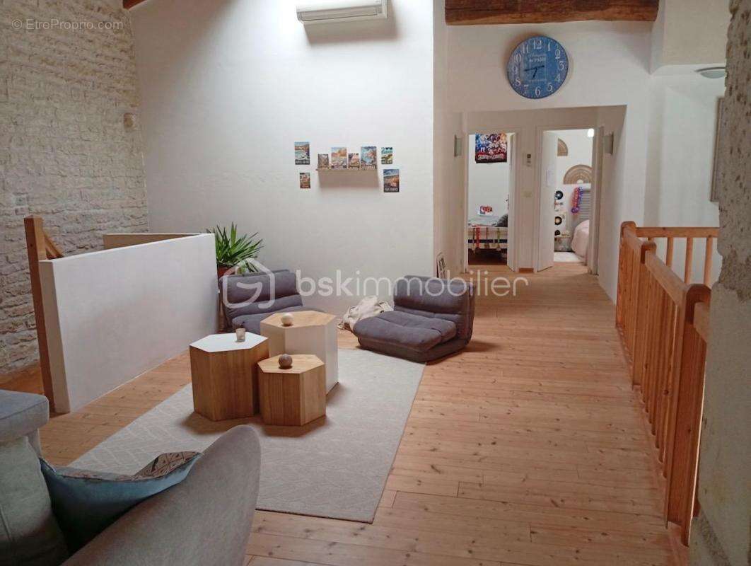  Charentaise de charme avec piscine et prestations haut de gamme – 217 m²  - photo 7