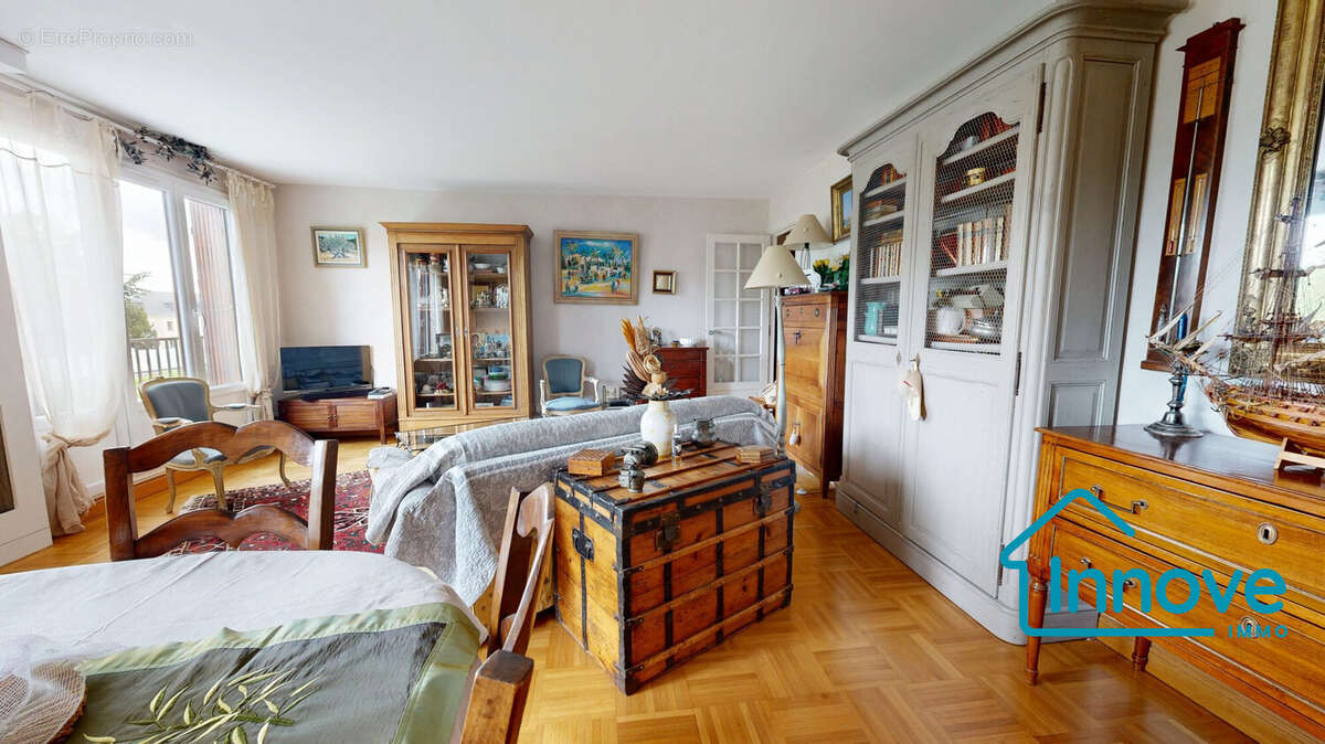 Appartement à VERSAILLES