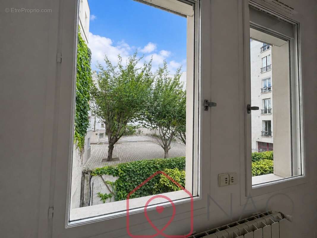 Maison à PARIS-17E