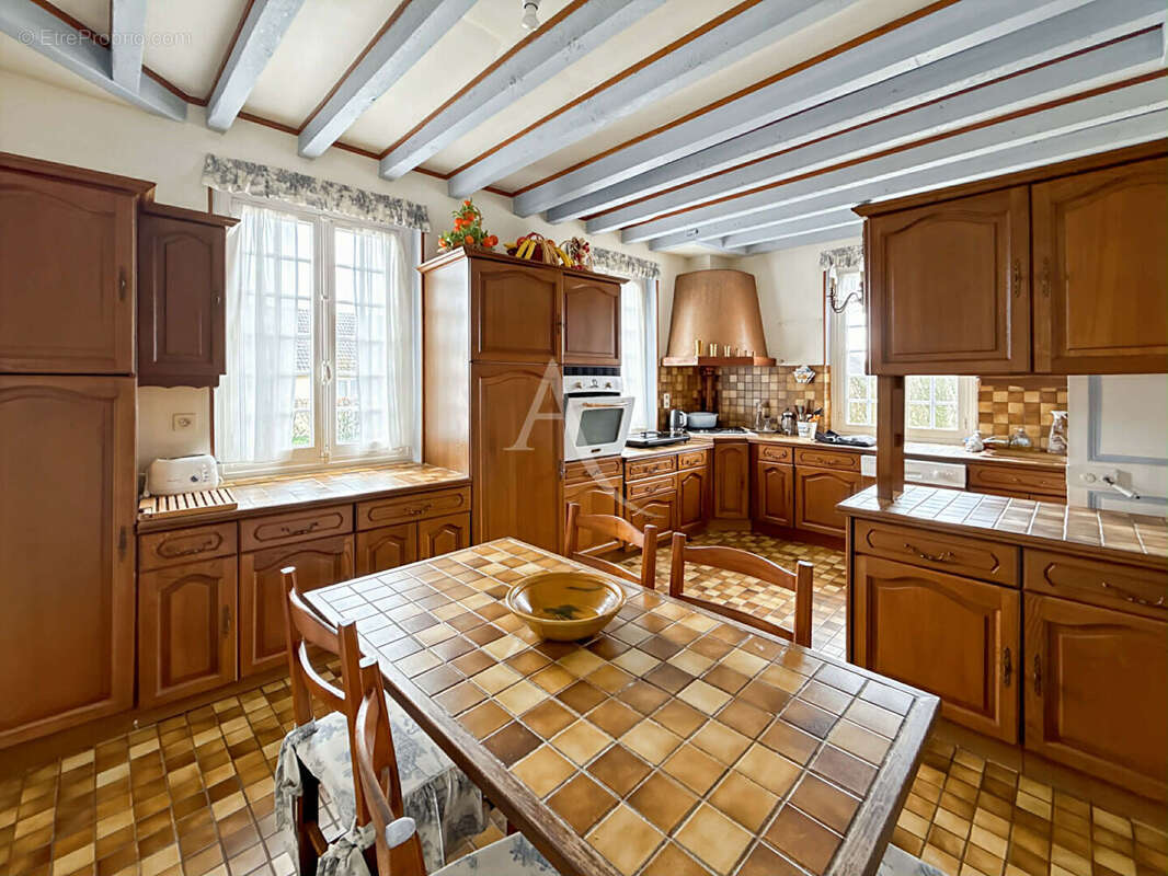 Maison à ETREPAGNY