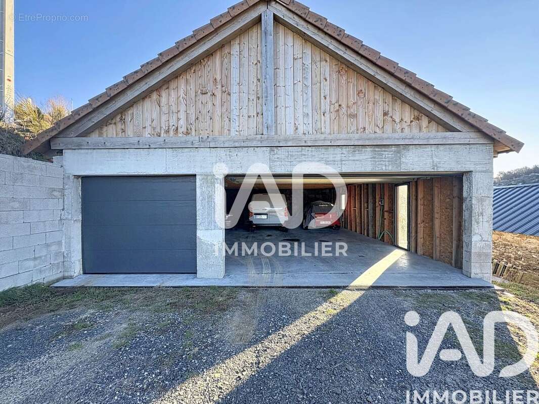 Maison 115 m² à Mezilhac  - photo 3