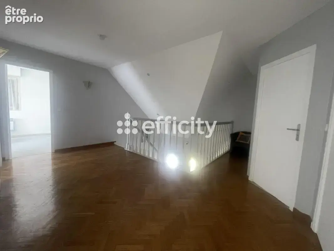 Maison 6 pièces 210 m² à vendre à Phalempin (59133) - photo 19