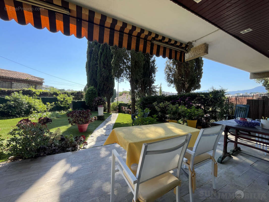 Appartement 90 m² à Cagnes-Sur-Mer  - photo 4