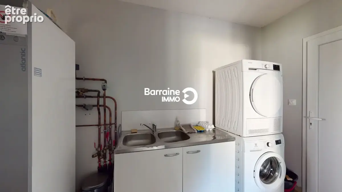 BARRAINE IMMO : Ensemble immobilier de charme - Maisons en pierre rénovées en 2015 - Hangar - 8500m²  de terrain - Réf : PZ00401 - photo 18