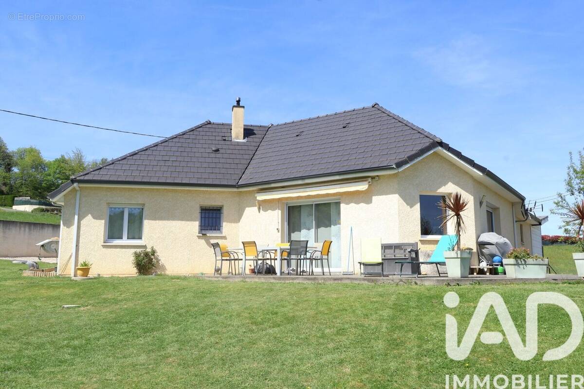 Photo 1 - Maison à LABATMALE