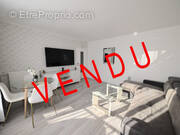 Appartement à COUBRON