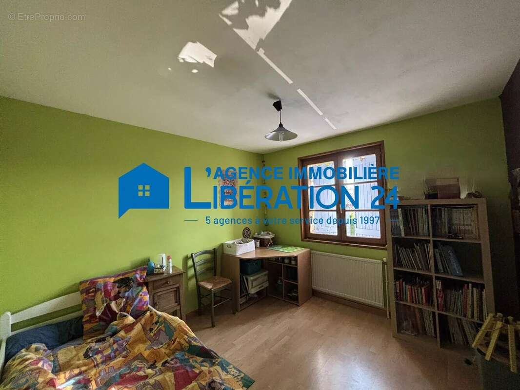 Maison familiale de 190 m² avec piscine, beaux volumes et cadre privilégié - photo 8