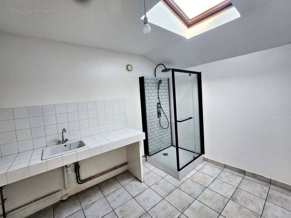 Maison à LAMOTHE-MONTRAVEL