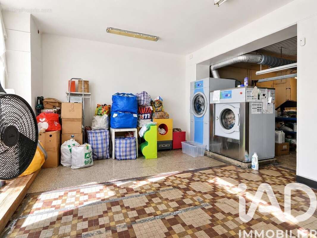 Commerce 75 m² à Paris-12e  - photo 3