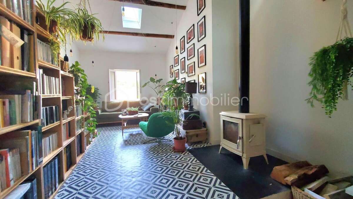 Maison à MALEMORT-DU-COMTAT