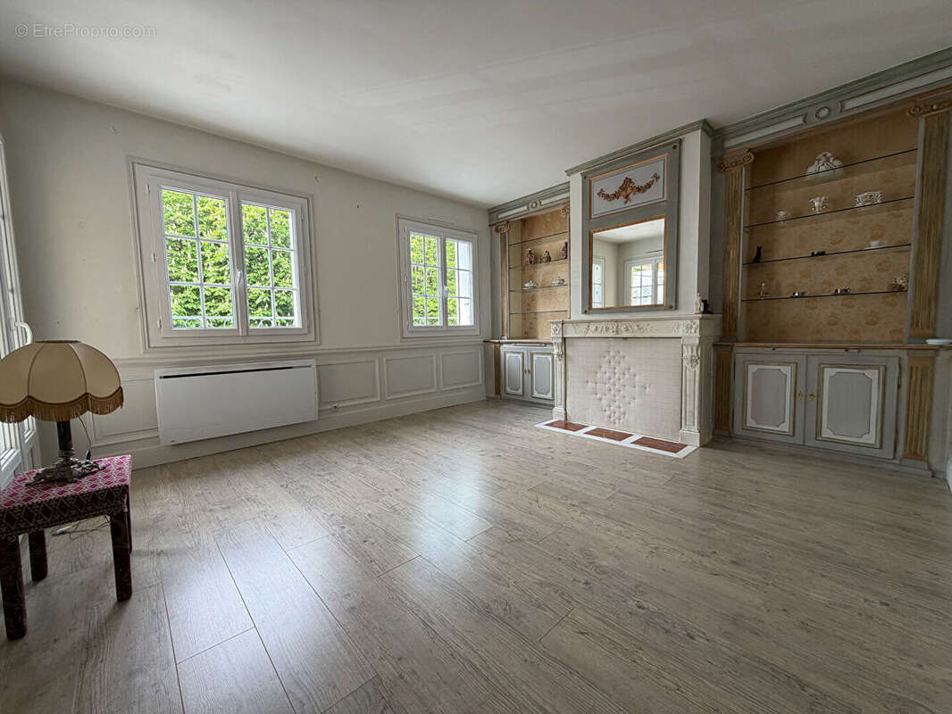 Maison à LILLEBONNE