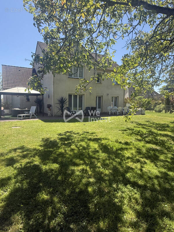 Maison à QUINCY-VOISINS