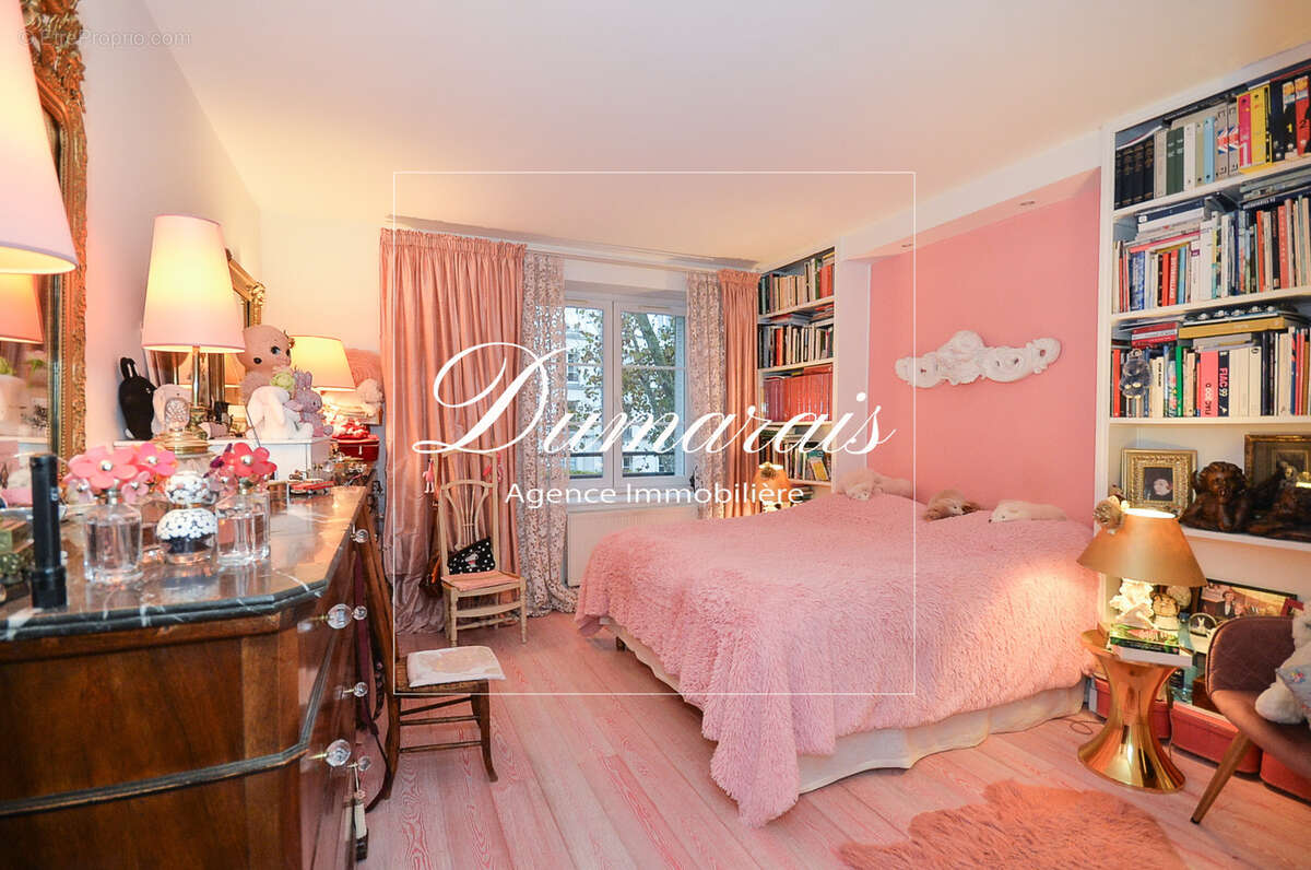 Appartement à PARIS-4E