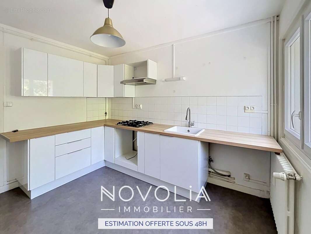 Appartement à LYON-8E